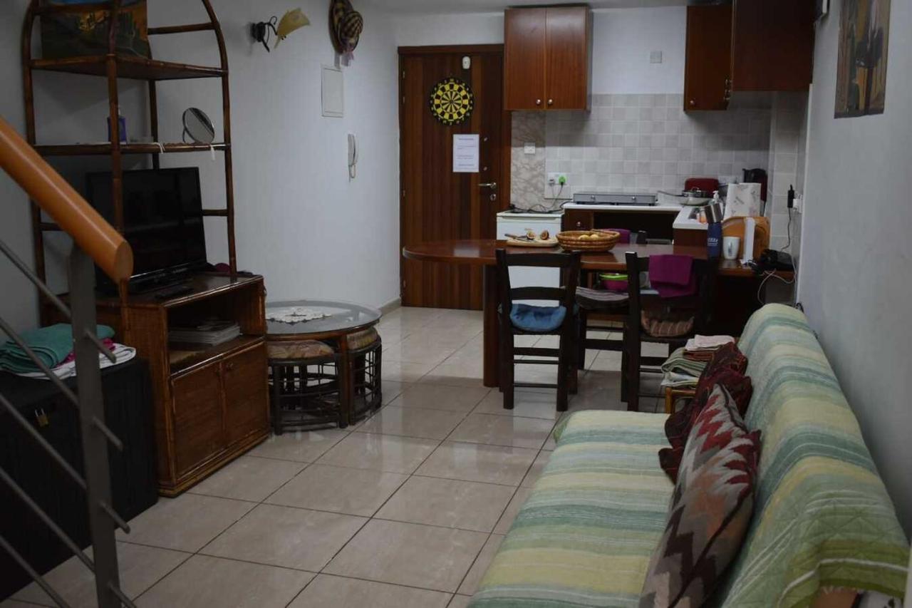 Marina Apartment 4 Lárnaca Exterior foto